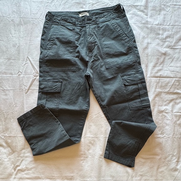 NWOT KENSIE JEANS WOMEN’S SIZE 8/29 BLUE/GREY Cargo Pants - Picture 2 of 11